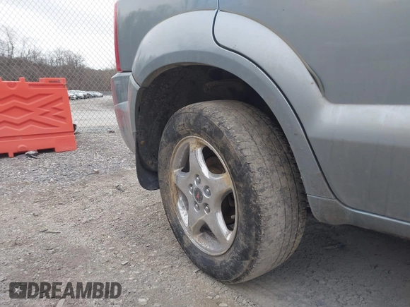 2007 Hyundai Tucson SE with VIN KM8JN12D27U606152, listed as a IAAI auction lot 41465051 with 141,478 mi miles. Bid and sale history available at carsss.com. Image 12.