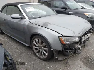 2015 Audi A5 Premium Plus z VIN WAUMFAFH6FN006946, wystawiony jako IAAI lot #42188356 z przebiegiem 147 402 mil mil oraz . Historia ofert i sprzedaży dostępna na DreamBid. Obrazek 1.