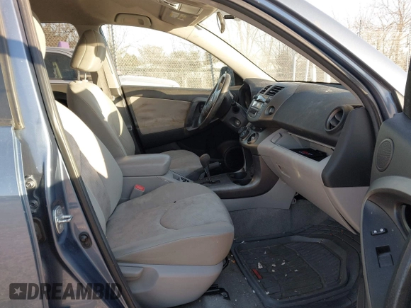 2011 Toyota RAV4 with VIN 2T3BF4DV1BW085191, listed as a IAAI auction lot 41304241 with 207,238 mi miles. Bid and sale history available at carsss.com. Image 5.