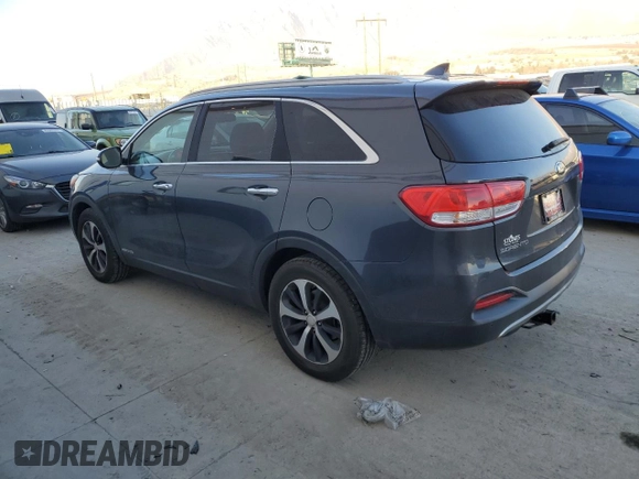 2016 Kia Sorento EX with VIN 5XYPHDA54GG111843, listed as a Copart auction lot 83006394 with 116,421 mi miles and Salvage Title. Bid and sale history available at carsss.com. Image 2.