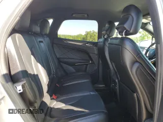 2017 Lincoln MKC Select z VIN 5LMCJ2C92HUL31143, wystawiony jako Copart lot #55206365 z przebiegiem 71 266 mil mil oraz Szkoda całkowita • Salvage title. Historia ofert i sprzedaży dostępna na DreamBid. Obrazek 11.