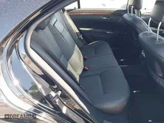2009 Mercedes-Benz S-Class 5.5L V8 with VIN WDDNG86X19A239123, listed as a IAAI auction lot 41981456 with 120,975 mi miles. Bid and sale history available at carsss.com. Image 8.