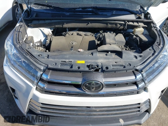 2018 Toyota Highlander Limited z VIN 5TDDZRFH5JS820243, wystawiony jako IAAI lot #41614333 z przebiegiem 98 596 mil mil oraz . Historia ofert i sprzedaży dostępna na DreamBid. Obrazek 10.