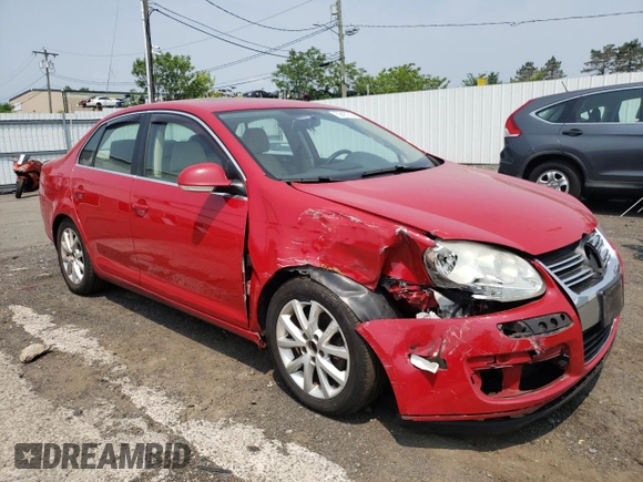 2010 Volkswagen Jetta SE with VIN 3VWRZ7AJ4AM059304, listed as a Copart auction lot 59497295 with 114,957 mi miles and Salvage title. Bid and sale history available at DreamBid. Image 4.