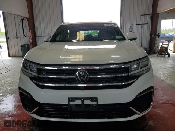 2023 Volkswagen Atlas SEL Premium R-Line с VIN 1V2FE2CA7PC203504, выставлен на аукционе Copart как лот 57632605 с пробегом 47 875 миль миль и Списание • Salvage title. История ставок и продаж доступна на DreamBid. Изображение 5.