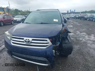 2012 Toyota Highlander Limited with VIN 5TDDK3EH9CS157524, listed as a IAAI auction lot 42340448 with Not provided miles and . Bid and sale history available at DreamBid. Image 11.