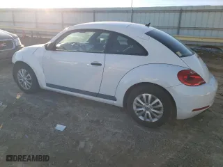 2012 Volkswagen Beetle Entry PZEV with VIN 3VWFP7AT4CM615737, listed as a Copart auction lot 86265364 with 137,569 mi miles and Salvage Title. Bid and sale history available at carsss.com. Image 2.