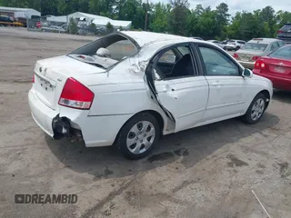 2009 Kia Spectra EX z VIN KNAFE221595606467, wystawiony jako IAAI lot #42484042 z przebiegiem 217 439 mil mil oraz . Historia ofert i sprzedaży dostępna na DreamBid. Obrazek 4.
