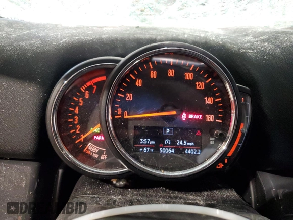 2019 MINI Countryman Cooper z VIN WMZYS7C52K3F46980, wystawiony jako Copart lot #53441955 z przebiegiem 50 064 mil mil oraz Szkoda całkowita • Salvage title. Historia ofert i sprzedaży dostępna na DreamBid. Obrazek 9.