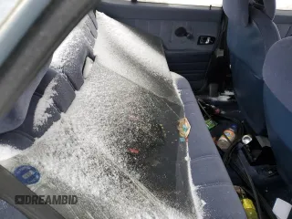 1991 Saab 900 z VIN YS3AK45E3M7000204, wystawiony jako Copart lot #43569965 z przebiegiem 344 784 mil mil oraz Szkoda całkowita • Salvage title. Historia ofert i sprzedaży dostępna na DreamBid. Obrazek 10.
