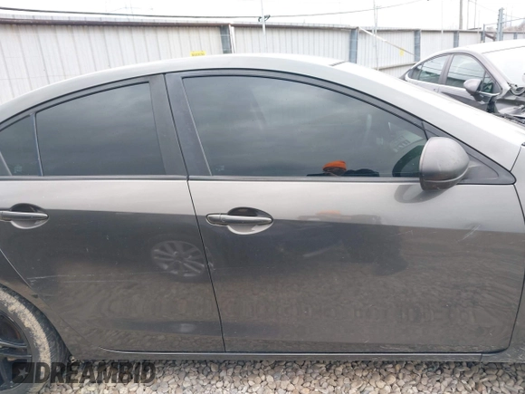 2013 Mazda 3 i Touring with VIN JM1BL1V76D1752992, listed as a IAAI auction lot 41868271 with 259,007 mi miles and . Bid and sale history available at carsss.com. Image 13.