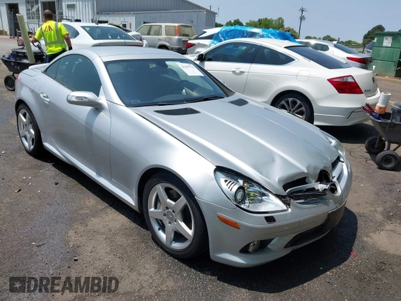 2008 Mercedes-Benz SLK 350 with VIN WDBWK56F98F184942, listed as a IAAI auction lot 42397775 with 80,851 mi miles and . Bid and sale history available at DreamBid. Image 1.
