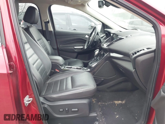 2016 Ford Escape Titanium with VIN 1FMCU9J92GUB13000, listed as a IAAI auction lot 41725258 with 66,817 mi miles. Bid and sale history available at carsss.com. Image 5.