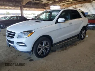 2015 Mercedes-Benz M with VIN 4JGDA5HB6FA452129, listed as a Copart auction lot 51082625 with 105,022 mi miles and Salvage Title. Bid and sale history available at carsss.com. Image 1.
