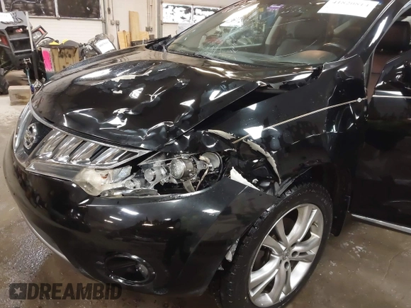 2009 Nissan Murano S with VIN JN8AZ18W19W134457, listed as a IAAI auction lot 41820814 with 132,672 mi miles and . Bid and sale history available at carsss.com. Image 6.