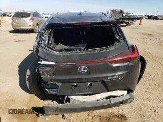 2022 Lexus UX 250h с VIN JTHP9JBH6N2057892, выставлен на аукционе Copart как лот 73822804 с пробегом 8 430 миль миль и Списание • Salvage title. История ставок и продаж доступна на DreamBid. Изображение 6.