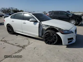 2016 Jaguar XF 35t R-Sport with VIN SAJBF4BV4GCY09003, listed as a Copart auction lot 49846165 with 146,029 mi miles and Salvage Title. Bid and sale history available at carsss.com. Image 4.