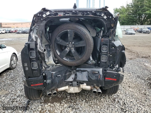 2023 Land Rover Defender V8 with VIN SALEWEEE6P2140647, listed as a Copart auction lot 66719264 with 25,077 mi miles and Salvage Title. Bid and sale history available at carsss.com. Image 6.