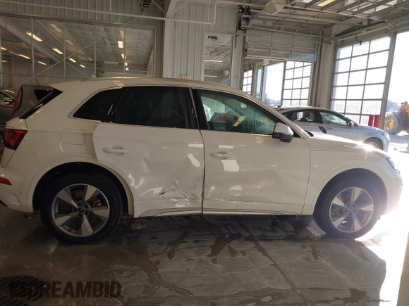 2023 Audi Q5 Premium Plus with VIN WA1BBAFY1P2020434, listed as a IAAI auction lot 40964961 with 26,606 mi miles and . Bid and sale history available at DreamBid. Image 13.