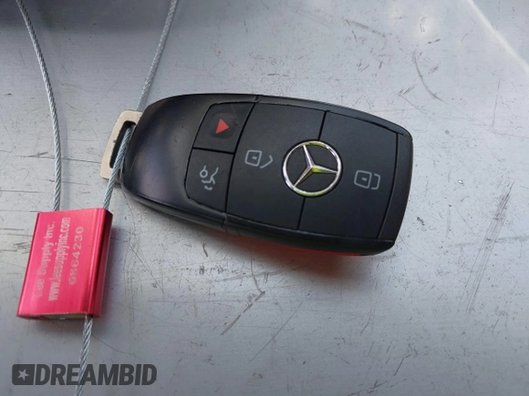 2020 Mercedes-Benz C 300 with VIN W1KWF8DB4LR581964, listed as a IAAI auction lot 42366657 with 43,337 mi miles and . Bid and sale history available at DreamBid. Image 11.