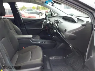 2019 Toyota Prius L Eco with VIN JTDKARFU9K3075219, listed as a IAAI auction lot 42113323 with 218,986 mi miles. Bid and sale history available at carsss.com. Image 5.