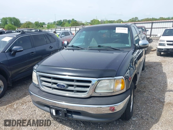 2000 Ford F-150 XL with VIN 1FTRX17W1YKA06683, listed as a IAAI auction lot 42118268 with 1 mi miles. Bid and sale history available at carsss.com. Image 6.