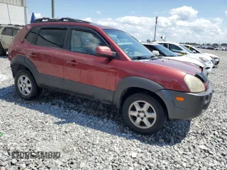 2005 Hyundai Tucson GLS с VIN KM8JN12D55U215817, выставлен на аукционе Copart как лот 57085295 с пробегом 110 863 миль миль и Списание • Salvage title. История ставок и продаж доступна на DreamBid. Изображение 4.