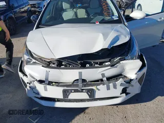 2017 Toyota Prius Two z VIN JTDKARFU9H3043444, wystawiony jako IAAI lot #41729481 z przebiegiem 148 706 mil mil oraz . Historia ofert i sprzedaży dostępna na DreamBid. Obrazek 6.