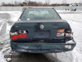 1998 Volkswagen Jetta TDI z VIN 3VWRF81H7WM238701, wystawiony jako Copart lot #44696715 z przebiegiem 281 847 mil mil oraz Czysty tytuł • Clean title. Historia ofert i sprzedaży dostępna na DreamBid. Obrazek 6.