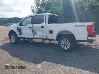 2021 Ford F-250 XL with VIN 1FT7W2B63MEE02260, listed as a IAAI auction lot 42728896 with 74,728 mi miles and . Bid and sale history available at DreamBid. Image 3.