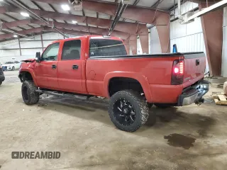 2005 GMC Sierra 2500HD SLT z VIN 1GTHK23245F877195, wystawiony jako Copart lot #41645515 z przebiegiem 175 432 mil mil oraz Czysty tytuł • Clean title. Historia ofert i sprzedaży dostępna na DreamBid. Obrazek 2.