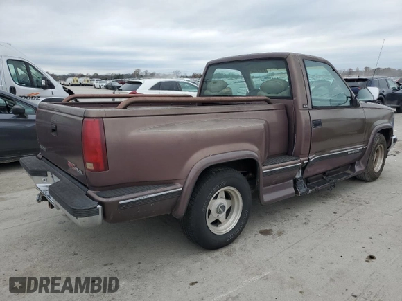 1993 GMC Sierra 1500 with VIN 1GDDC14Z6PZ526240, listed as a Copart auction lot 81913724 with 303,163 mi miles and Salvage Title. Bid and sale history available at DreamBid. Image 3.