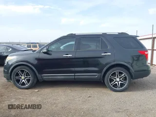2011 Ford Explorer XLT with VIN 1FMHK7D86BGA01438, listed as a IAAI auction lot 41822223 with 207,521 mi miles and . Bid and sale history available at carsss.com. Image 15.