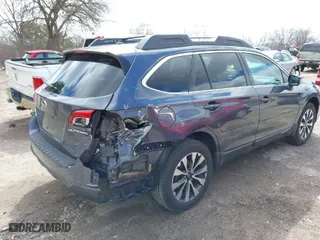 2015 Subaru Outback 2.5i Limited with VIN 4S4BSBLC9F3228585, listed as a IAAI auction lot 42034335 with 173,546 mi miles. Bid and sale history available at carsss.com. Image 4.