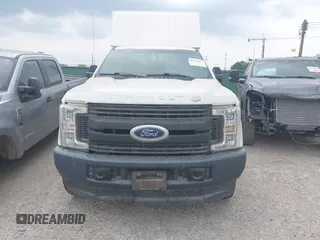 2019 Ford Super Duty F-250 SRW XL with VIN 1FT7X2B67KEC10592, listed as a IAAI auction lot 42135477 with 211,401 mi miles. Bid and sale history available at carsss.com. Image 12.