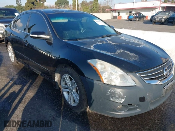2010 Nissan Altima 3.5 SR with VIN 1N4BL2AP2AN527586, listed as a IAAI auction lot 41454445 with 184,955 mi miles. Bid and sale history available at carsss.com. Image 1.