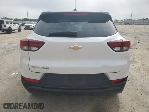 2021 Chevrolet TrailBlazer LS with VIN KL79MMS27MB033828, listed as a Copart auction lot 46075424 with 28,882 mi miles and . Bid and sale history available at DreamBid. Image 6.
