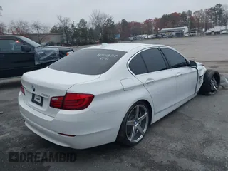 2013 BMW 5 Series 528i xDrive with VIN WBAXH5C59DD108639, listed as a IAAI auction lot 40865516 with 1 mi miles. Bid and sale history available at carsss.com. Image 4.
