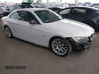 2009 BMW 3 Series 328i with VIN WBAWR33509P343336, listed as a IAAI auction lot 42419098 with 117,102 mi miles and . Bid and sale history available at DreamBid. Image 1.