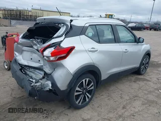 2020 Nissan Kicks SV with VIN 3N1CP5CV1LL502166, listed as a IAAI auction lot 41737870 with 49,722 mi miles. Bid and sale history available at carsss.com. Image 4.