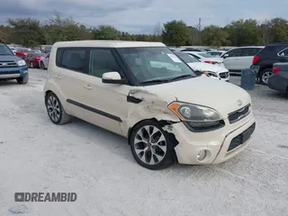 2013 Kia Soul ! with VIN KNDJT2A6XD7553147, listed as a IAAI auction lot 41505780 with 73,124 mi miles. Bid and sale history available at carsss.com. Image 1.