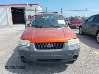 2007 Ford Escape XLS with VIN 1FMYU02Z27KA04600, listed as a IAAI auction lot 42059639 with 141,296 mi miles and . Bid and sale history available at DreamBid. Image 6.