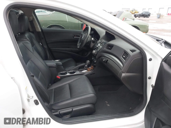 2014 Acura ILX Technology with VIN 19VDE1F77EE009606, listed as a IAAI auction lot 41753813 with 89,945 mi miles and . Bid and sale history available at DreamBid. Image 5.