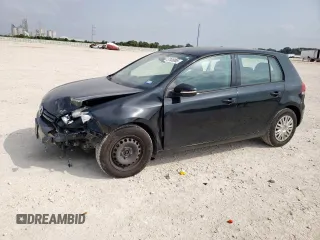 2013 Volkswagen Golf w/Conv & Sunroof z VIN WVWDB7AJ3DW117568, wystawiony jako Copart lot #57638805 z przebiegiem 133 641 mil mil oraz Szkoda całkowita • Salvage title. Historia ofert i sprzedaży dostępna na DreamBid. Obrazek 1.