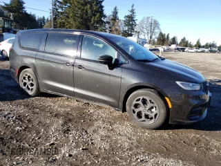 2023 Chrysler Pacifica Hybrid Limited z VIN 2C4RC1S77PR609357, wystawiony jako Copart lot #44995975 z przebiegiem 60 627 mil mil oraz Szkoda całkowita • Salvage title. Historia ofert i sprzedaży dostępna na DreamBid. Obrazek 4.