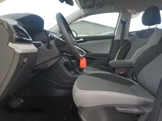 2023 Volkswagen Taos S с VIN 3VVAX7B28PM322188, выставлен на аукционе Copart как лот 43559395 с пробегом 16 980 миль миль и На запчасти • Non repairable. История ставок и продаж доступна на DreamBid. Изображение 7.
