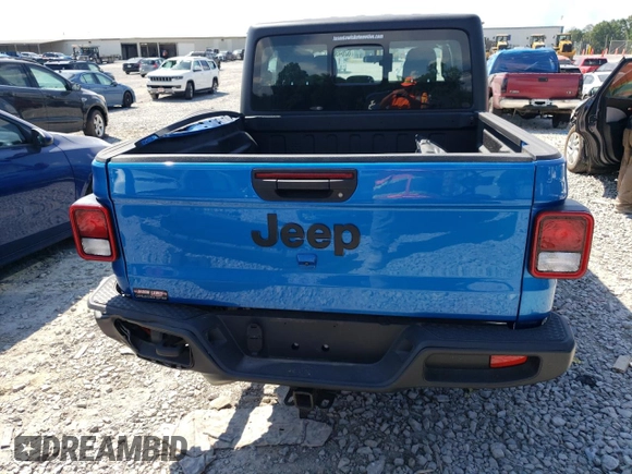 2024 Jeep Gladiator Sport z VIN 1C6JJTAG3RL123552, wystawiony jako Copart lot #62649885 z przebiegiem 4 304 mil mil oraz Szkoda całkowita • Salvage title. Historia ofert i sprzedaży dostępna na DreamBid. Obrazek 6.