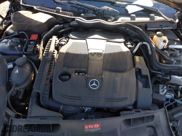 2013 Mercedes-Benz C 300 Sport with VIN WDDGF8AB5DG075257, listed as a IAAI auction lot 42197745 with 19,571 mi miles and . Bid and sale history available at carsss.com. Image 10.