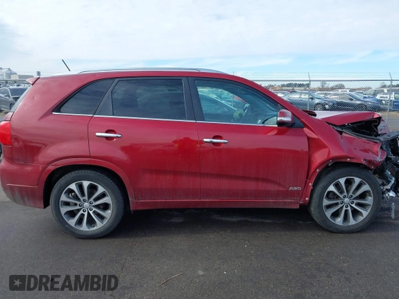 2015 Kia Sorento SX Limited with VIN 5XYKWDA72FG643298, listed as a IAAI auction lot 41670573 with 115,613 mi miles. Bid and sale history available at carsss.com. Image 13.