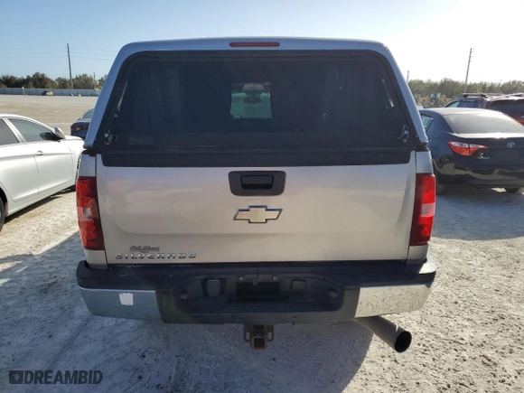 2008 Chevrolet Silverado 2500HD Work Truck with VIN 1GCHK23648F138481, listed as a Copart auction lot 76741504 with NaN miles and Non Repairable. Bid and sale history available at carsss.com. Image 6.